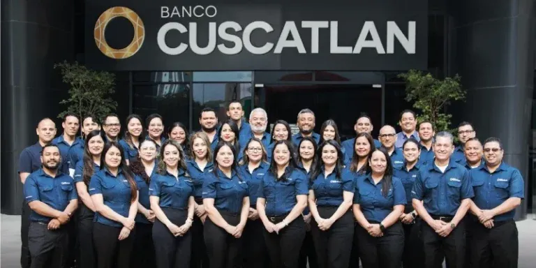 Banco CUSCATLAN Honduras obtiene ratificación AA, destacando su desempeño y confianza en el mercado