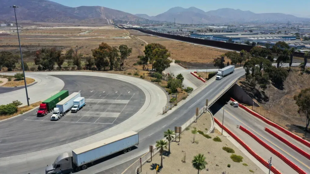 EEUU suspende la emisión de visas a los conductores de camiones