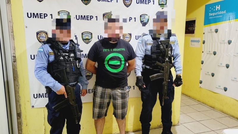 Capturan a hambre que intervino en pleito de mujeres