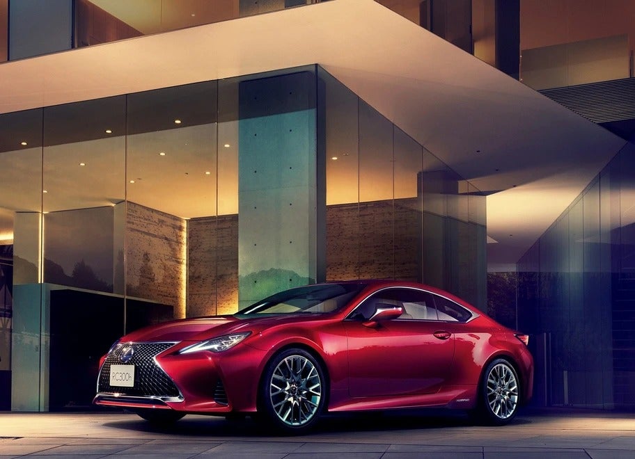 Lexus IS y RC 2025