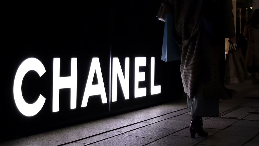 Jennifer Lopez Chanel