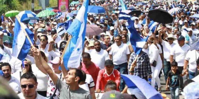 Conferencia Evangélica en Honduras pide a pastores evitar involucrarse en marchas y protestas