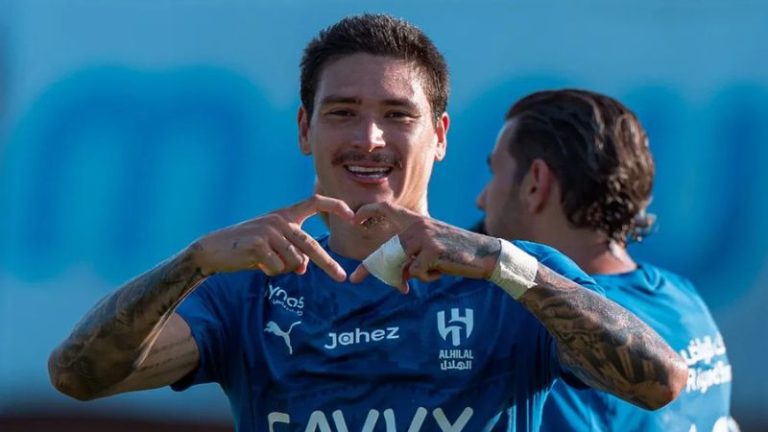 El delantero ex del Liverpool, Darwin Nuñez, marcó su segundo gol con el Al-Hilal de Arabia este jueves en un nuevo amistoso de pretemporada.