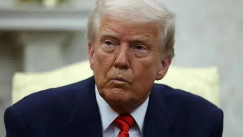 Trump usa cárceles locales para retener migrantes ante aumento de detenciones