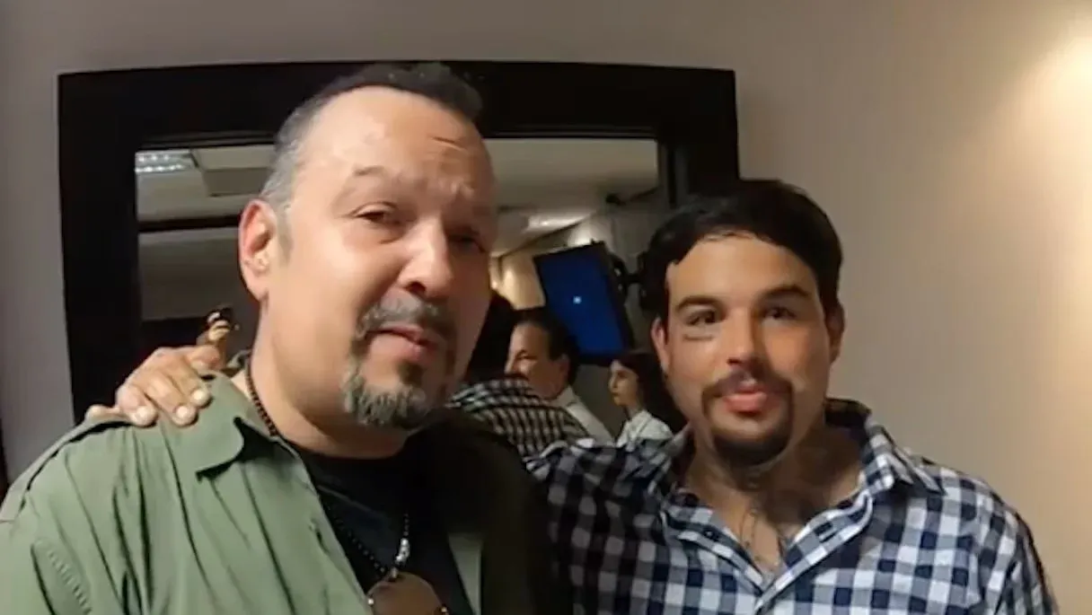 Emiliano Aguilar estalla contra su padre Pepe Aguilar y defiende a su madre