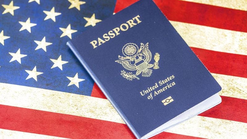 El Departamento de Estado de EE.UU. propone nuevas reglas para la Lotería de Visas con mayores controles de identidad.