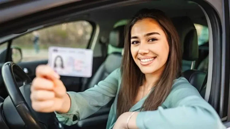 USA: Este estado permite tramitar licencia de conducir a inmigrantes con pasaporte
