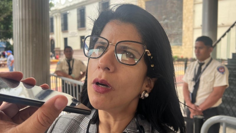 FÁTIMA MENA