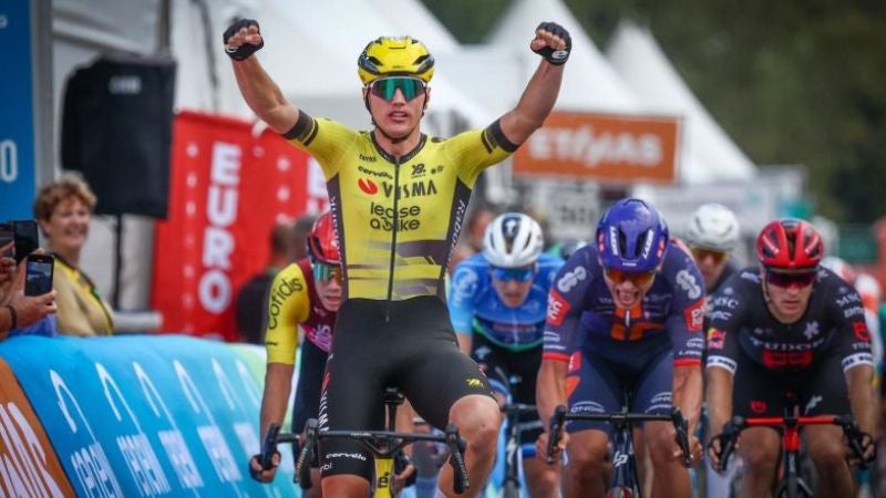 El ciclista Olav Kooij ganó la segunda etapa del Tour de Benelux e igualó al líder Tim Merlier.