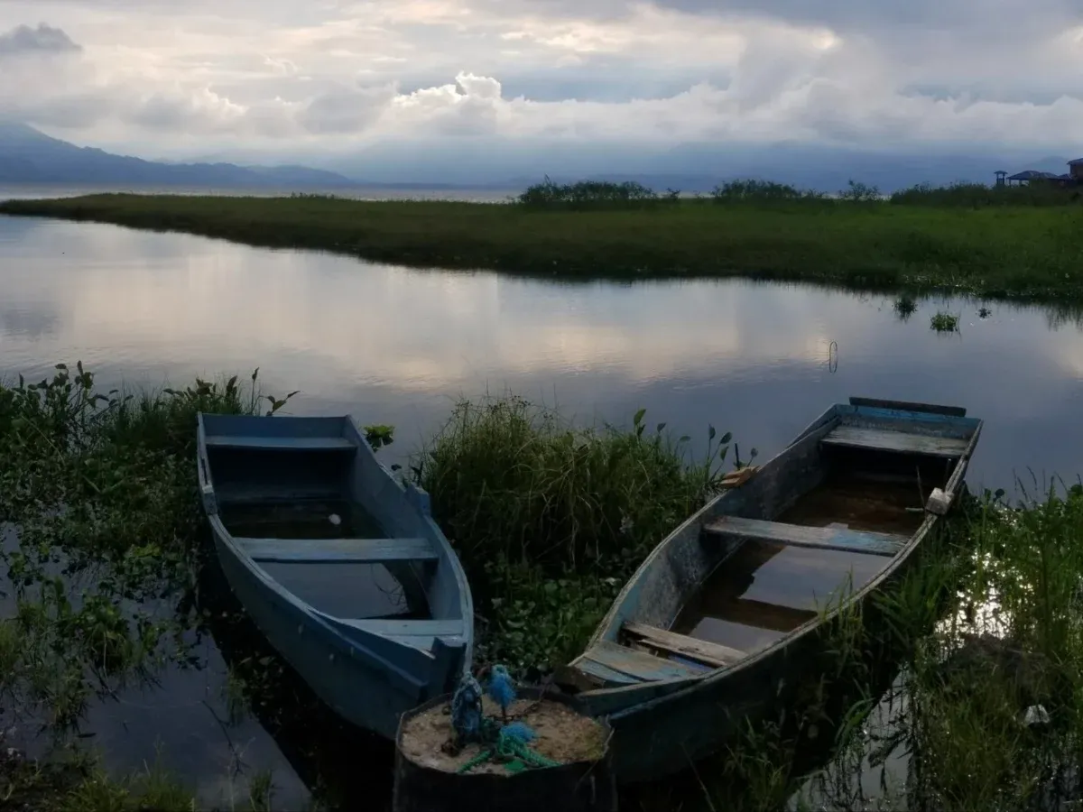 El Lago de Yojoa sigue UCI: ¿Qué se está haciendo mal?