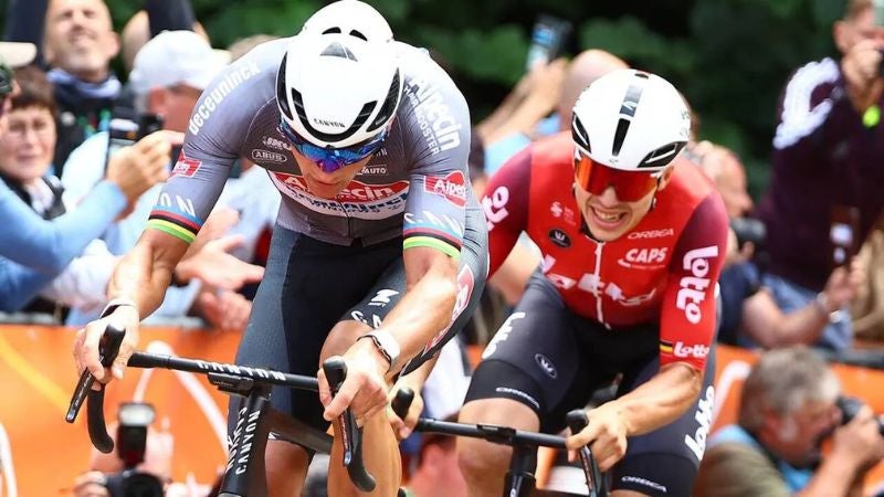 El ciclista Mathieu Van der Poel ganó este viernes la tercera etapa del Tour de Benelux.