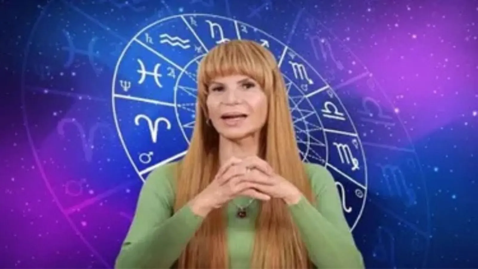 Mhoni Vidente agosto