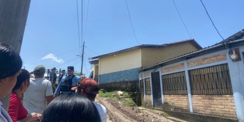 Hallan sin vida a detenido dentro de la posta policial en Santa Cruz, Lempirab