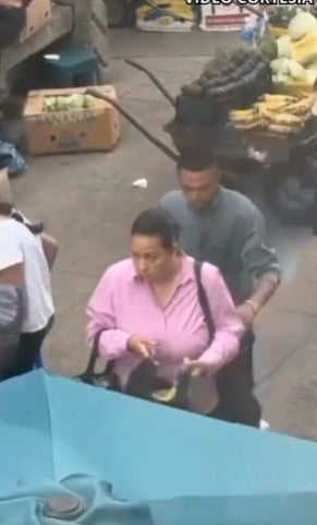 video hurto a una mujer en pleno centro Tegucigalpa