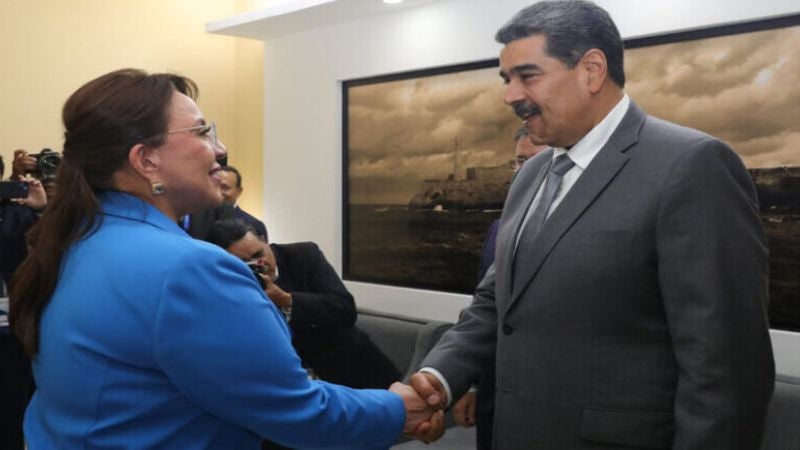 Presidenta Castro respalda a Maduro