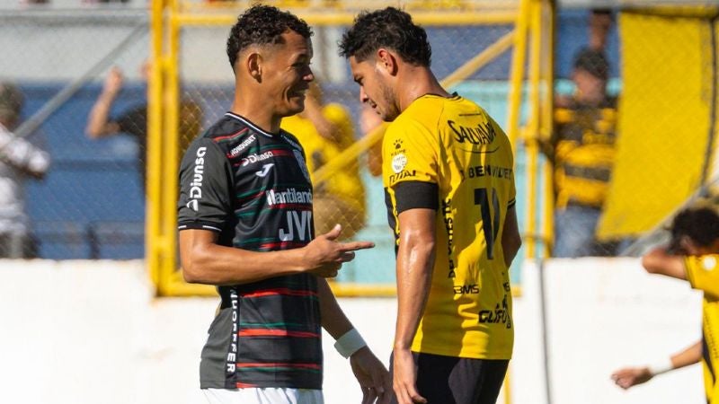 Real España y Marathón se enfrentan en el estadio Morazán, en el clásico de los sampedranos.