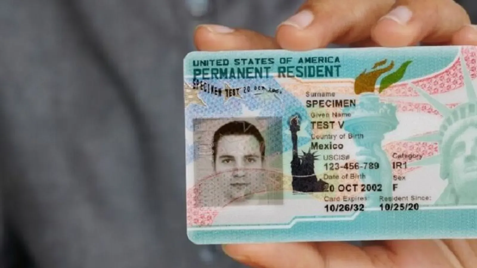 Endurecen criterios para la "green card"