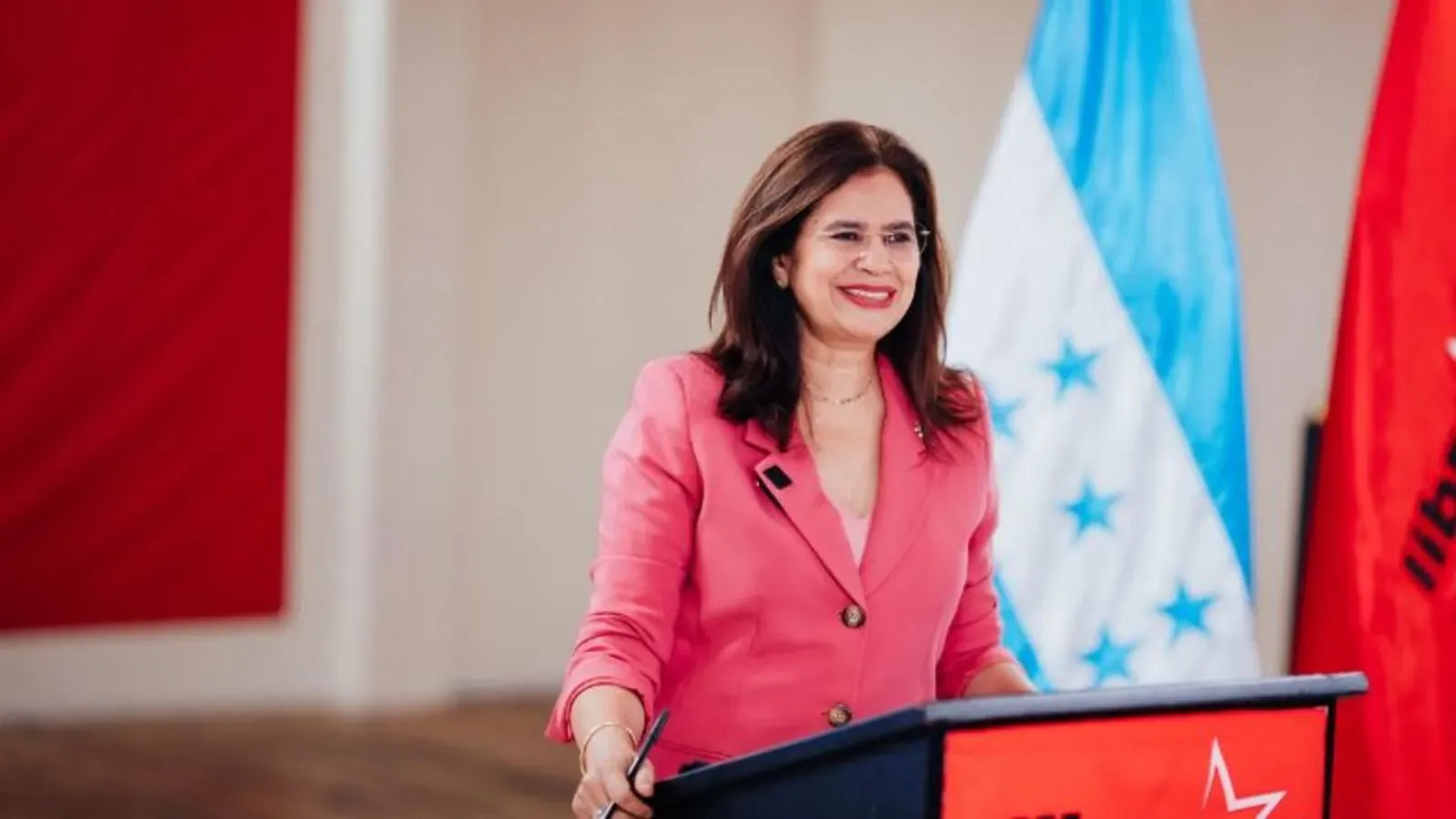 Rixi Moncada debates presidenciales