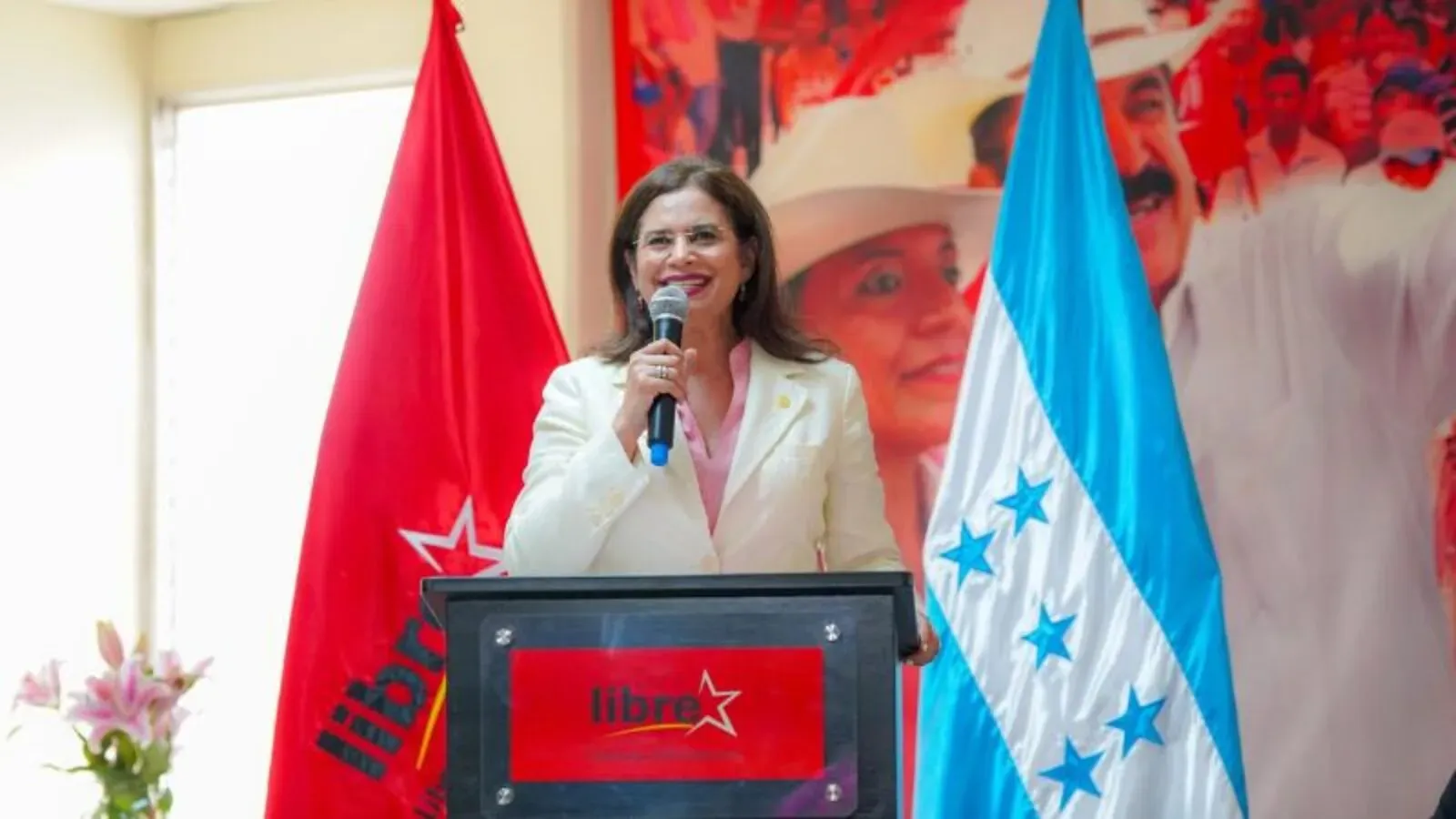Rixi Moncada debates presidenciales