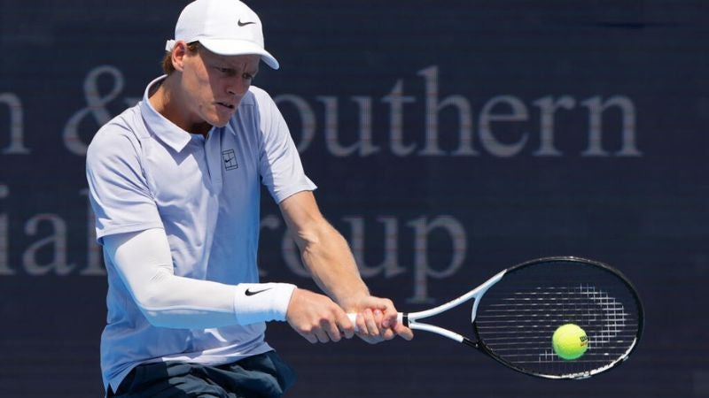 Jannik Sinner clasifica a las semifinales del Masters 1000 de Cincinnati al vencer por primera vez en su carrera a Felix Auger-Aliassime.