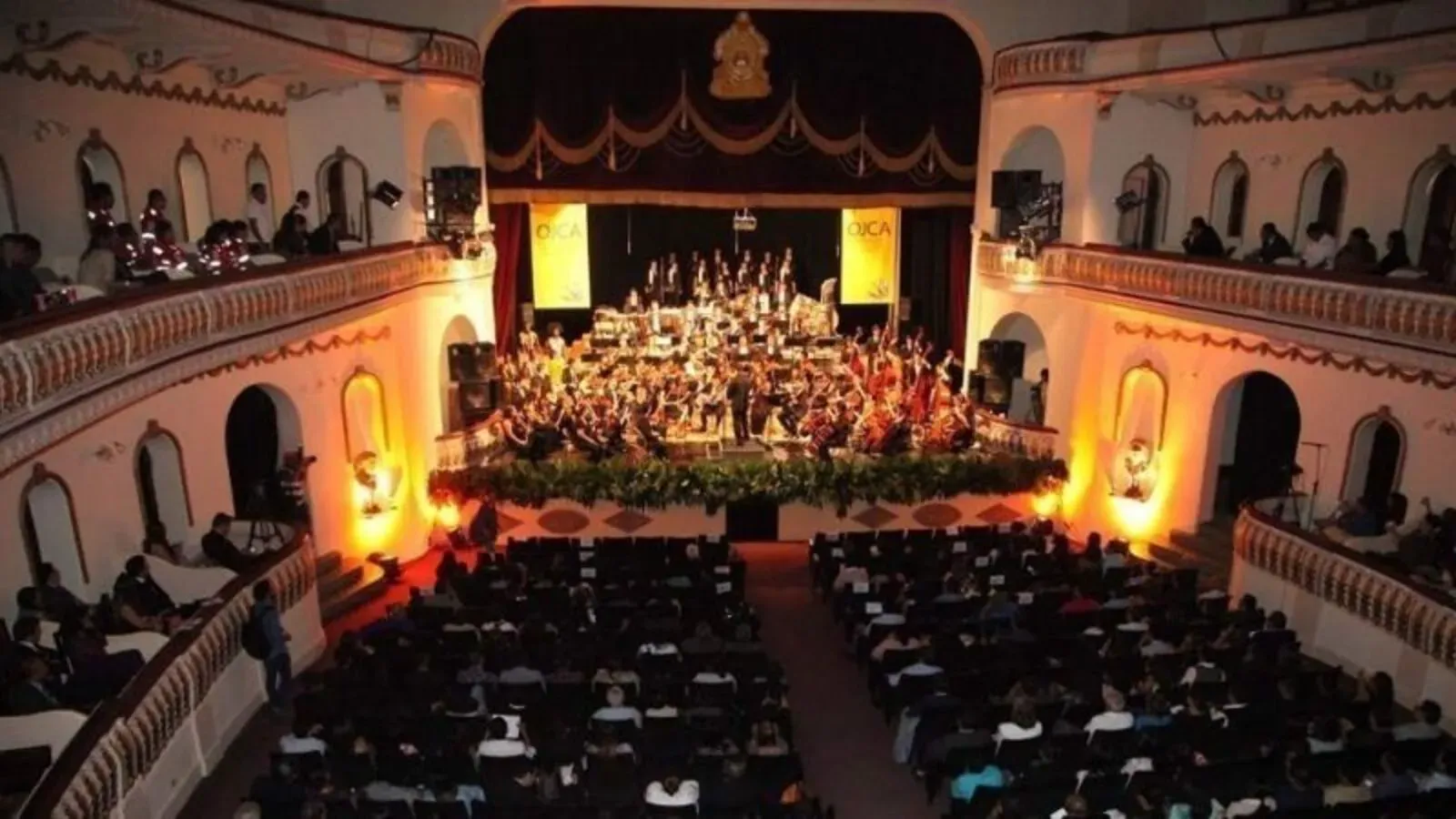 Cerrarán el Teatro Manuel Bonilla