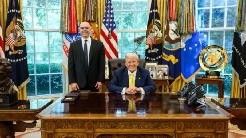 Trump nombra a Stephen Miran en la Junta de Gobernadores de la Fed