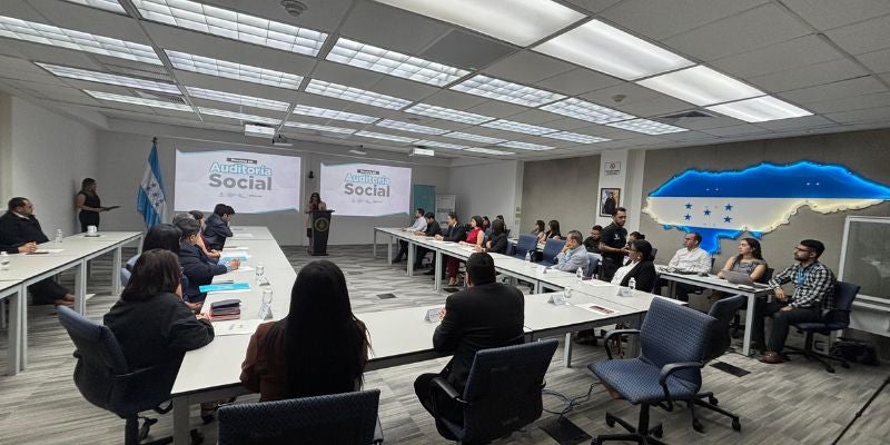 UTH lanza Maestría en Auditoría Social