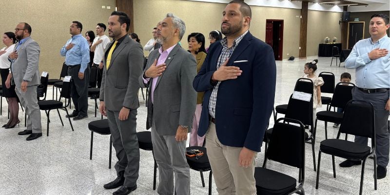 UTH clausura curso pionero sobre Inteligencia Artificial aplicada al Derecho