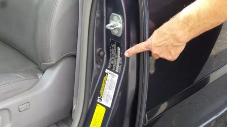 Tres hondureños condenados en EEUU por fraude con autos de VIN falsos