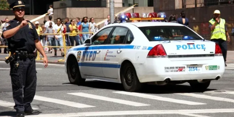 La escalada de asesinatos a menores desata una crisis de violencia en Nueva York