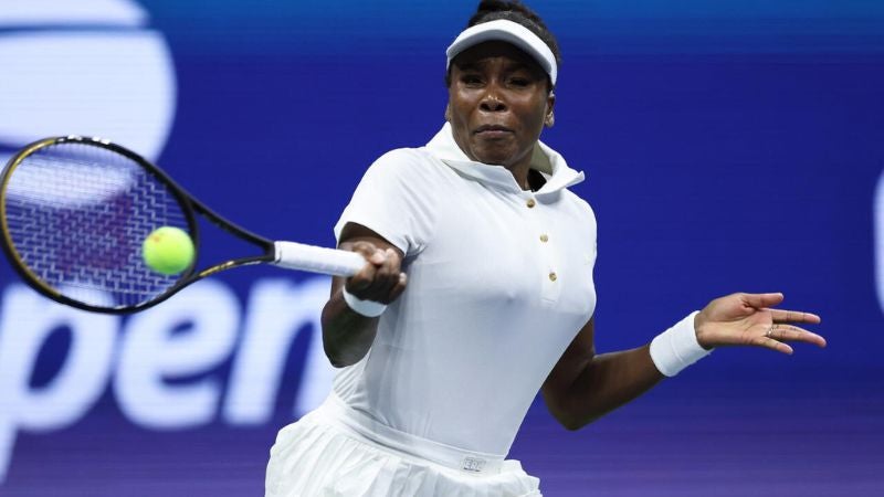 En individuales, Venus Williams tuvo un paso fugaz al caer contra Karolina Muchova.