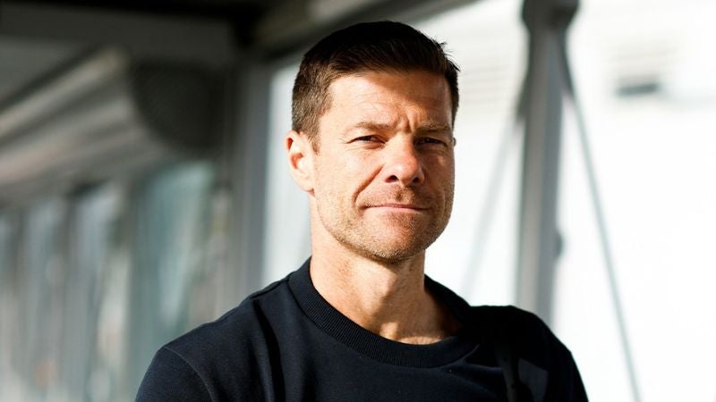 El técnico del Real Madrid, Xabi Alonso, elogia al argentino Franco Mastantuono.