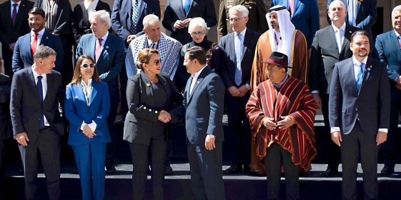 “Celebramos la libertad y la justicia”: Xiomara Castro en la conmemoración del bicentenario boliviano