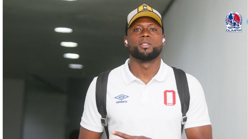 El delantero de Olimpia, Yustin Arboleda, acepta que tienen una deuda con el aficionado del albo.