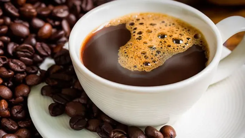 Café por la mañana: la ciencia confirma su impacto positivo en el estado de ánimo