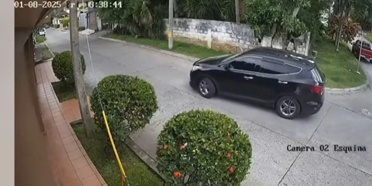 Este fin de semana, trascendió un video donde vecinos de la Trejo denunciaban que un vehículo con supuestos asaltantes circulaba por la zona.