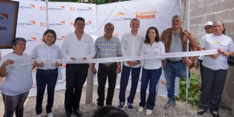 Fundación Terra y World Vision inauguran tanque en la Colonia Canaán
