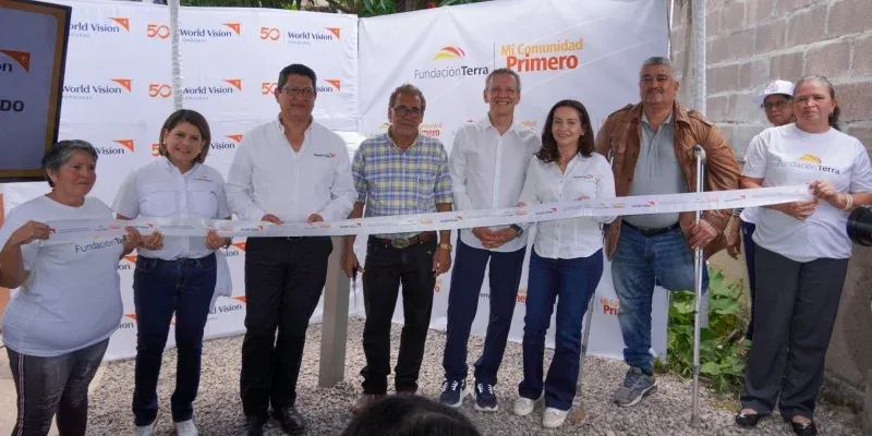 Fundación Terra y World Vision inauguran tanque en la Colonia Canaán