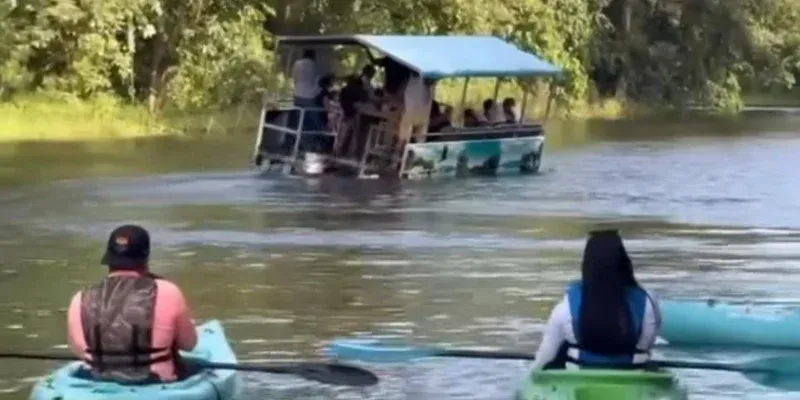 ¡Pánico! Lancha en el Lago de Yojoa se salva de volcar
