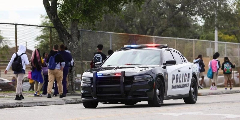 Familias del sur de Florida temen que el regreso a clases dispare operativos de inmigración