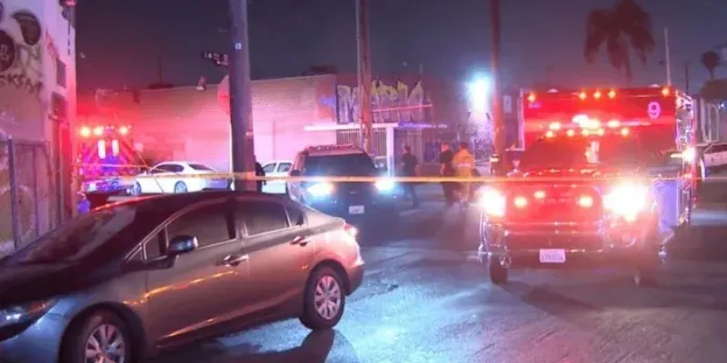 Dos muertos y seis heridos en tiroteo durante fiesta clandestina tras festival musical en Los Ángeles