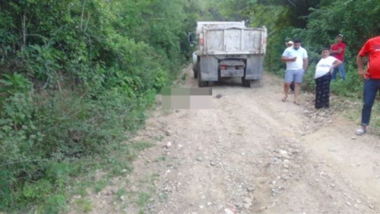 Hondureño en El Paraíso pide «jalón» a volqueta y pierde la vida al caerse