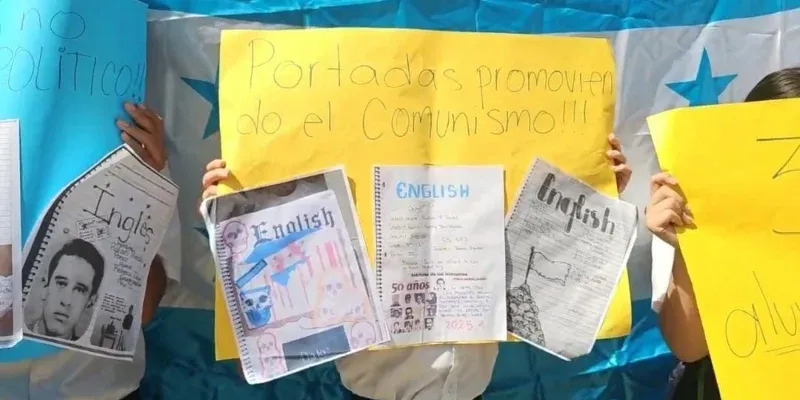Padres y alumnos del centro educativo Rafael Pineda Ponce se toman la Departamental de Cortés