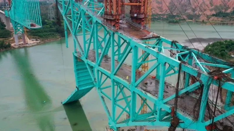 derrumbe puente en China