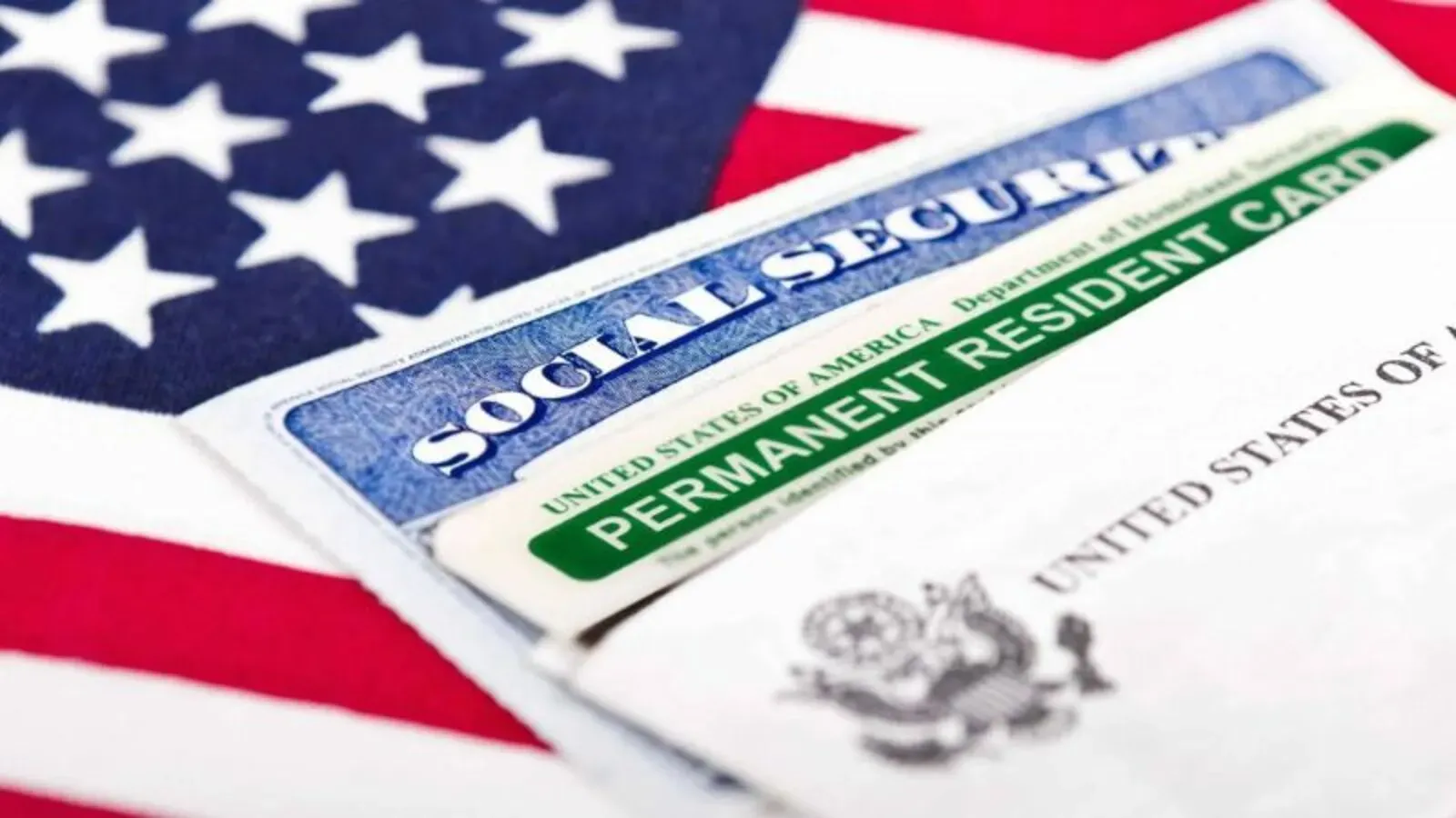 Advertencia para residentes con green card