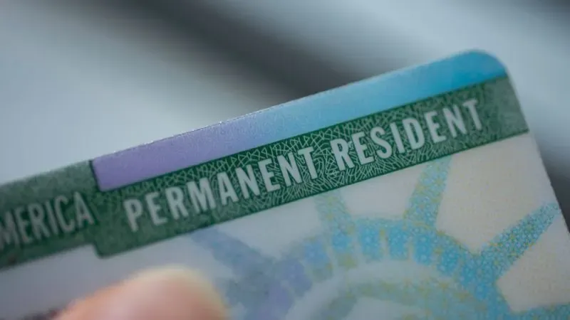 Estatus hijos solicitantes de Green Card