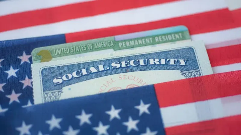 Estatus hijos solicitantes de Green Card