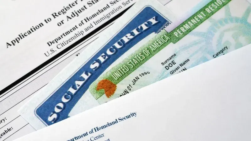 Estatus hijos solicitantes de Green Card