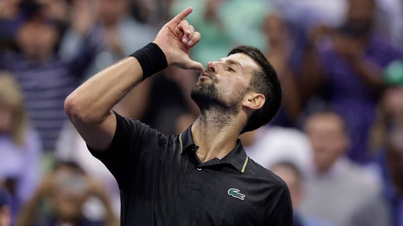 Tras un peleado duelo, Novak Kjokovic logró derrotar a Taylor Fritz y pasó a semifinales del US Open.