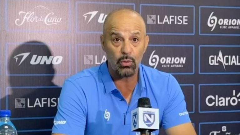 Técnico de Nicaragua, «Fantasma» Figueroa, espera «asustar» a Honduras